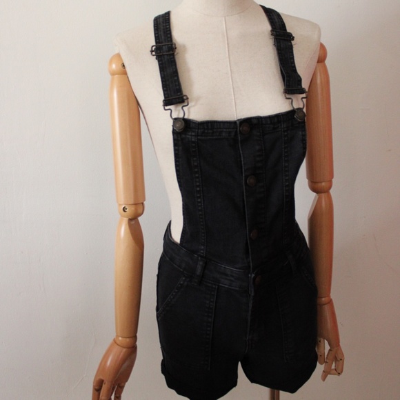 Eighty-Two Brand Black Stretch Denim Button Front Ladies Shortalls - Picture 1 of 6